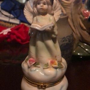 Angel trinket